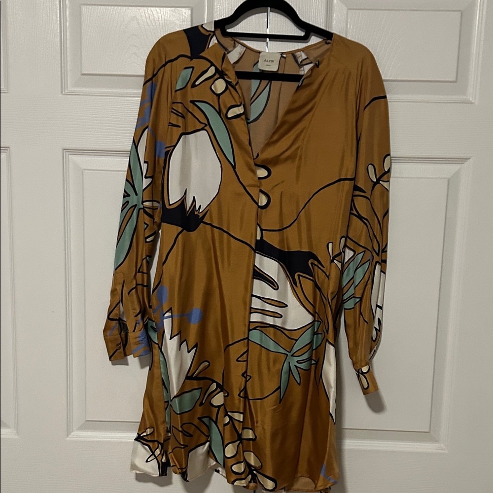 Gorgeous Tan, aqua, white Floral Long Sleeve Dress